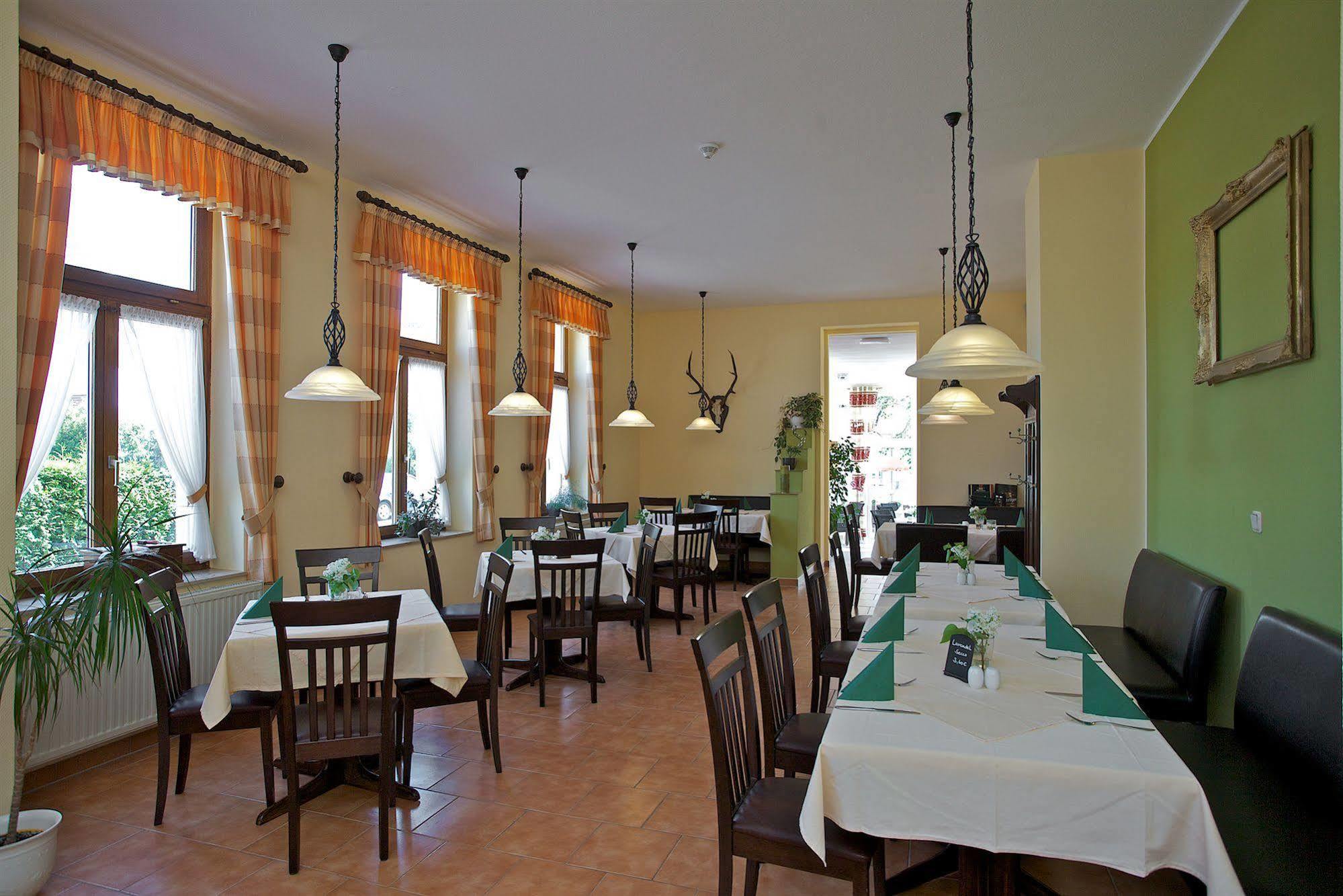 Hotel Reichskrone Heidenau  Exteriör bild